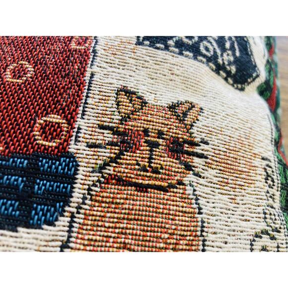 La France Home Tapestry Decorative Throw Pillow Kitty Cat Santa North Pole 2001 - Picture 7 of 10